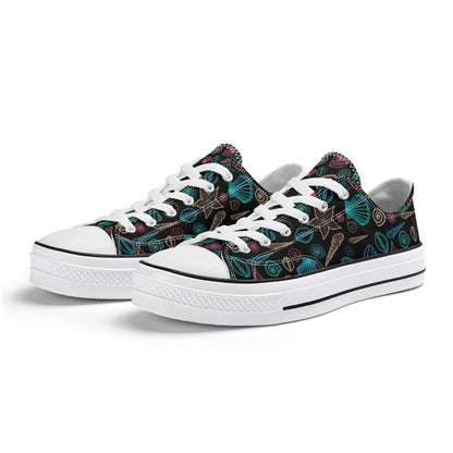 Beach & Seashells Pattern - Mens Classic Low Top Canvas Shoes for Footwear Lovers