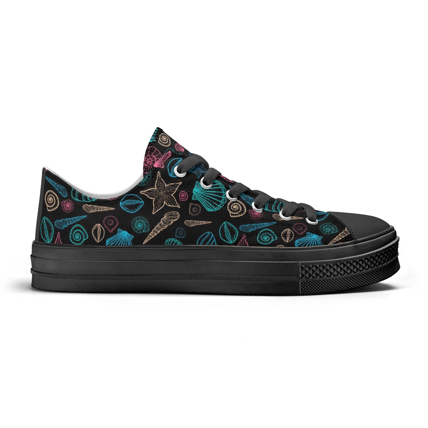 Beach & Seashells Pattern - Mens Classic Low Top Canvas Shoes for Footwear Lovers
